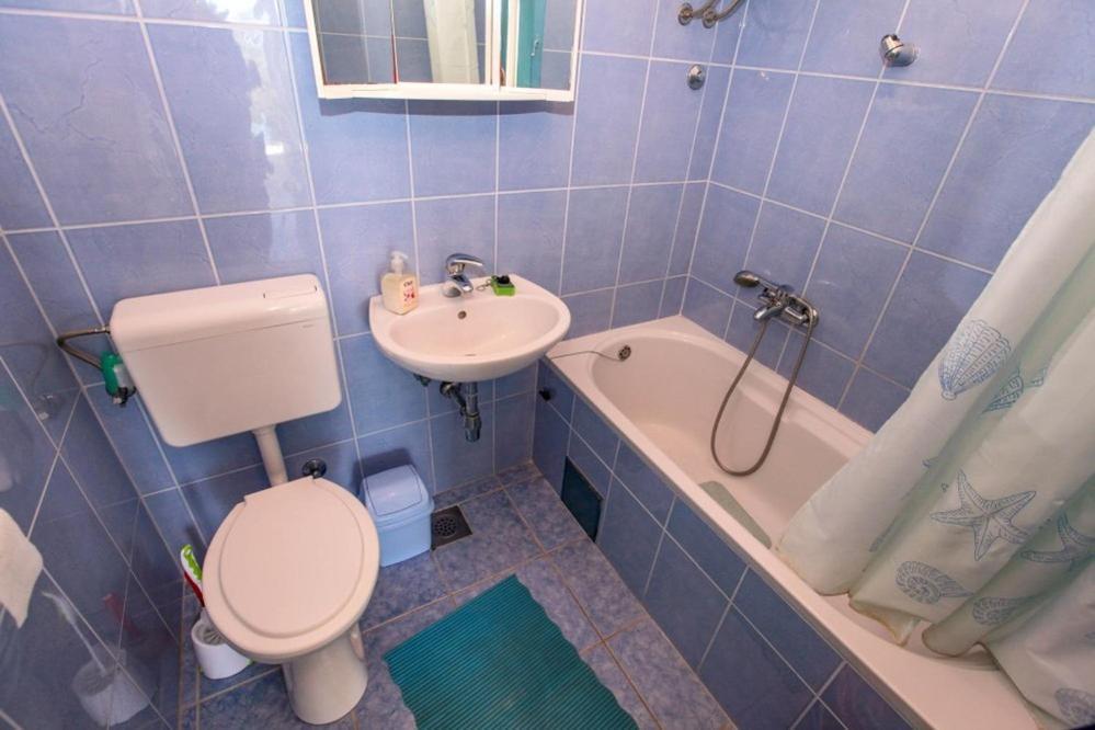 פודאצה Apartments Gaspar מראה חיצוני תמונה