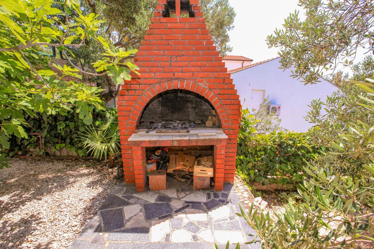 פודאצה Apartments Gaspar מראה חיצוני תמונה